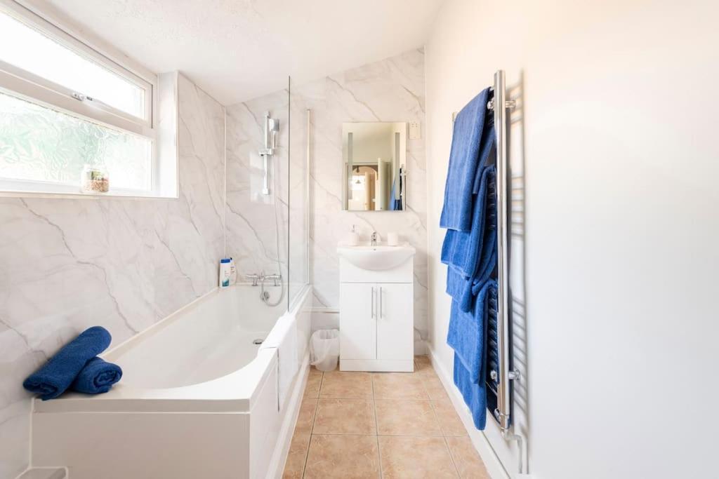 Villa Travellers' Choice In Harwich-Essex Extérieur photo