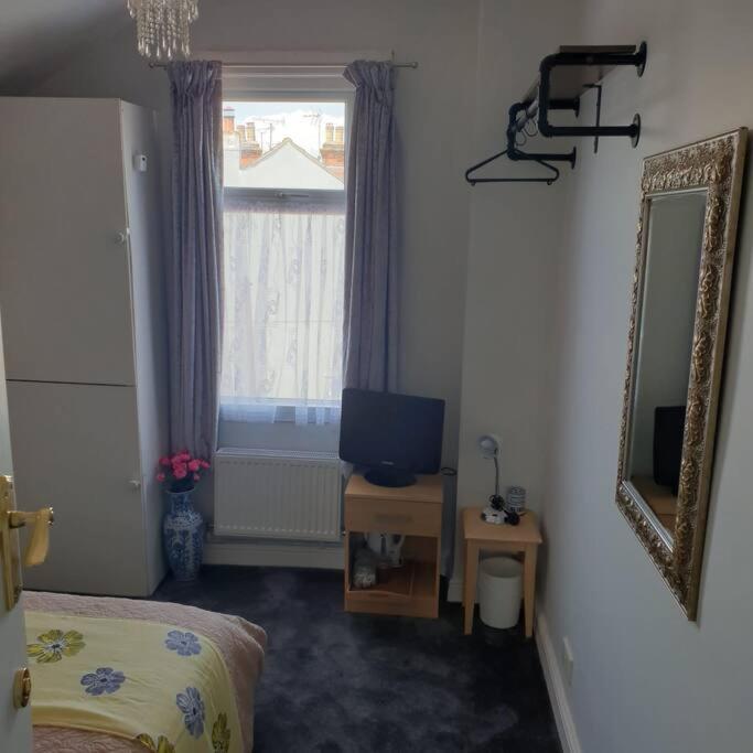 Villa Travellers' Choice In Harwich-Essex Extérieur photo