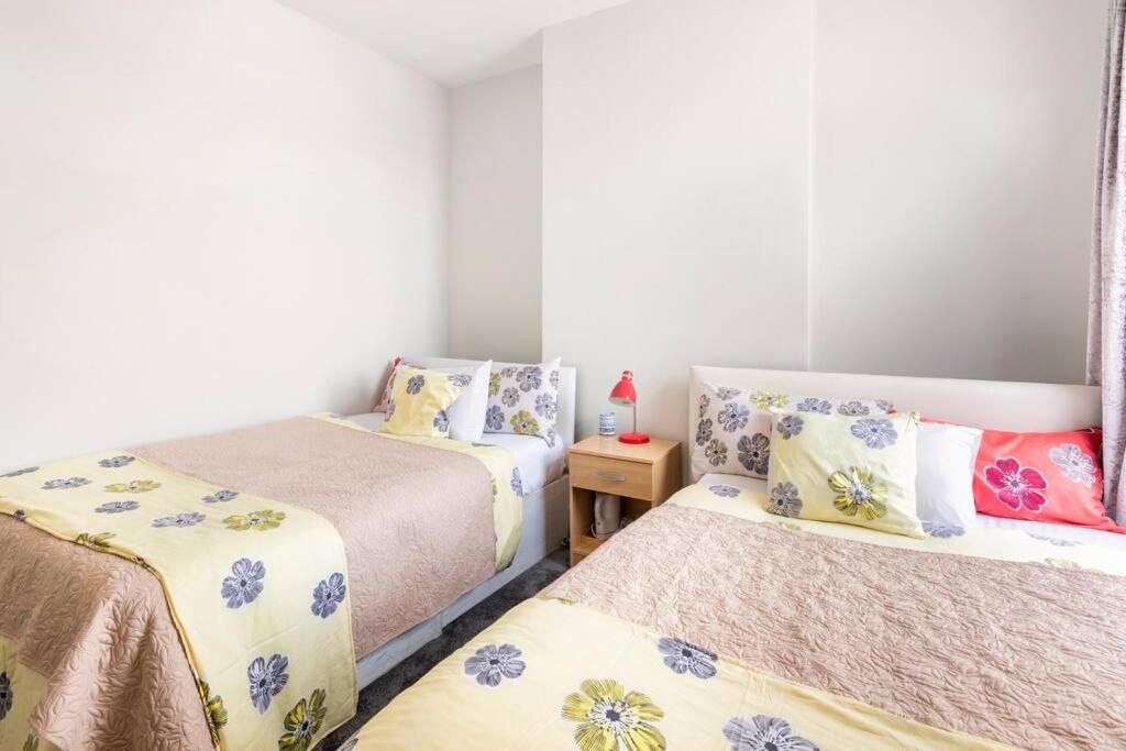 Villa Travellers' Choice In Harwich-Essex Extérieur photo