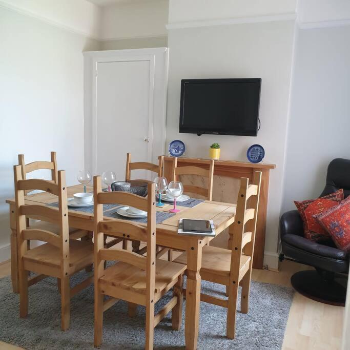 Villa Travellers' Choice In Harwich-Essex Extérieur photo