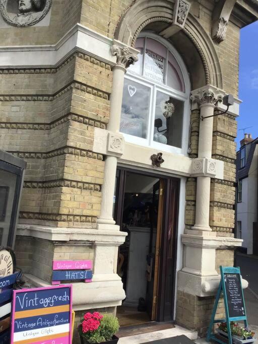 Villa Travellers' Choice In Harwich-Essex Extérieur photo